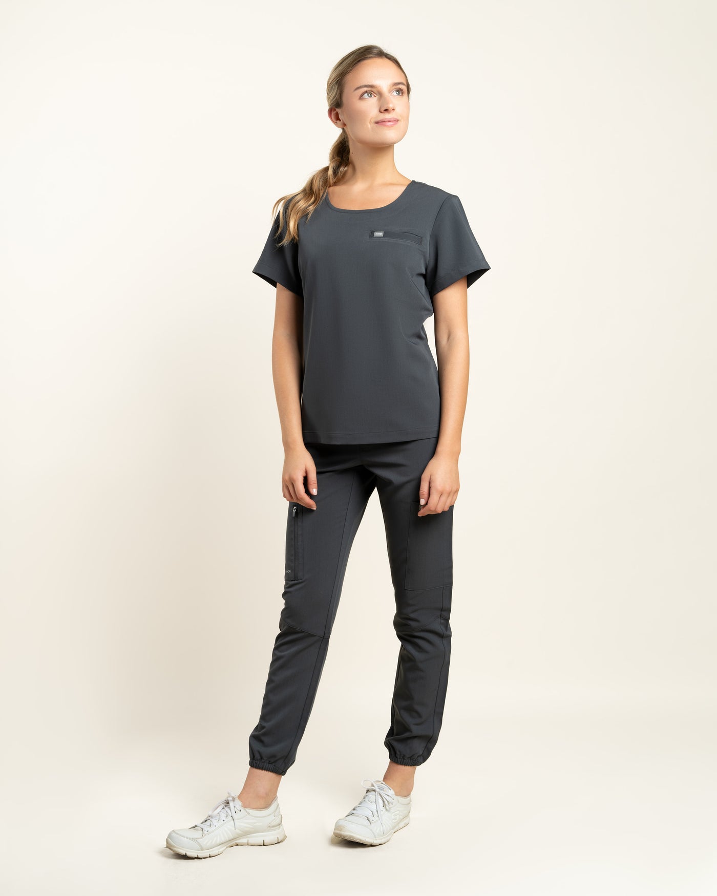 TOP MUJER DYNAMIC GRIS